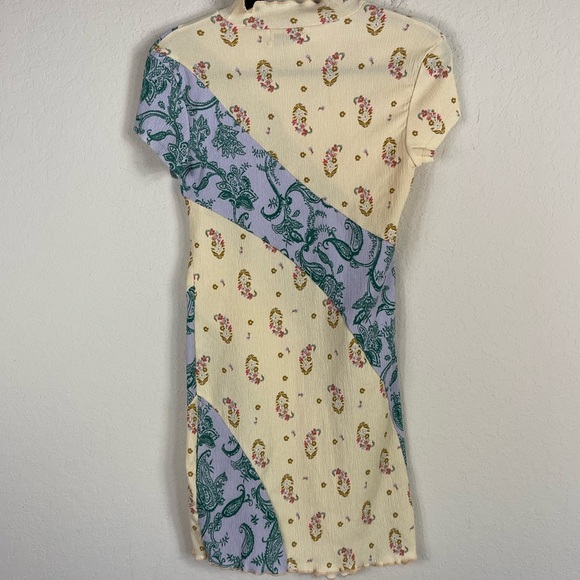 Urban Outfitters Bandana Patchwork Mini Dress Size Medium NWT - Picture 5 of 7